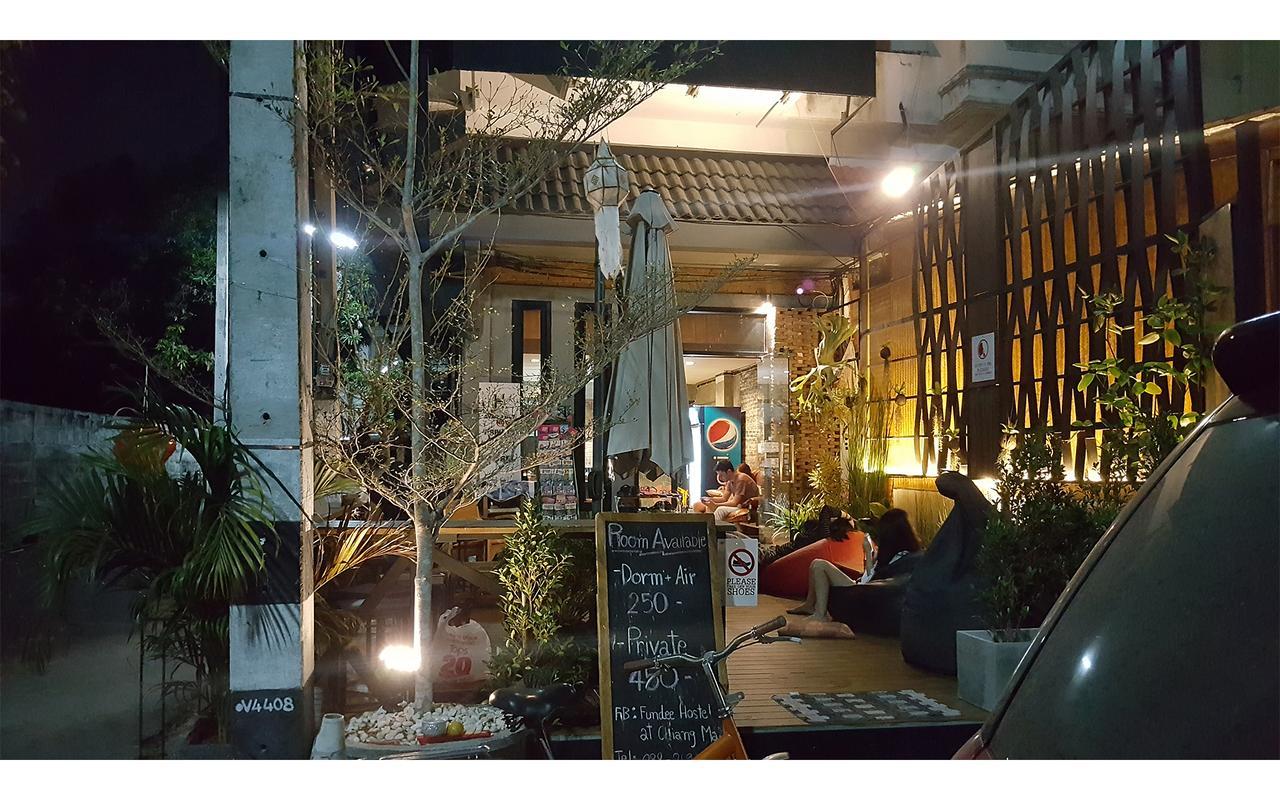 Fundee Hostel شيانغ ماي المظهر الخارجي الصورة