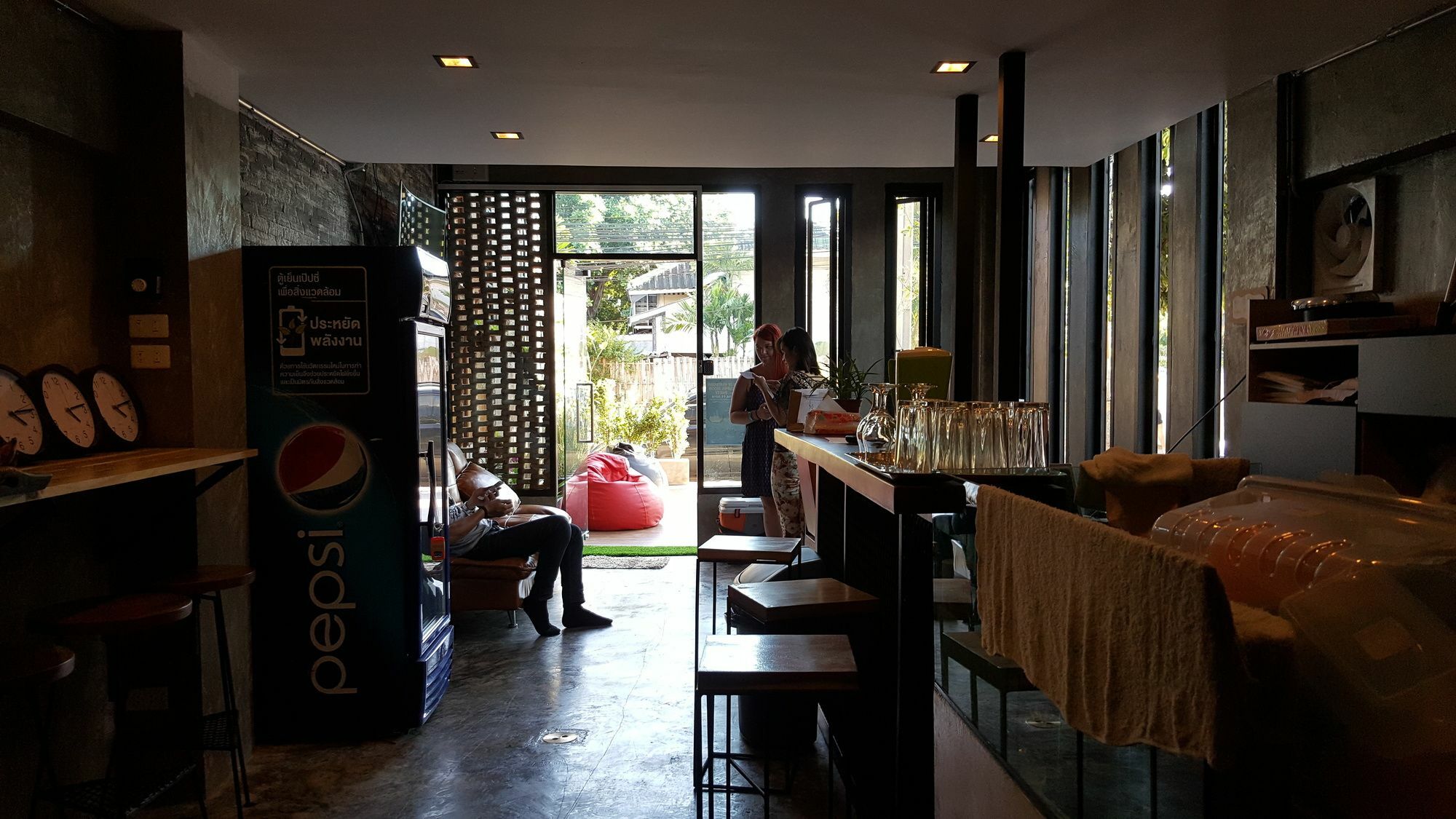 Fundee Hostel شيانغ ماي المظهر الخارجي الصورة